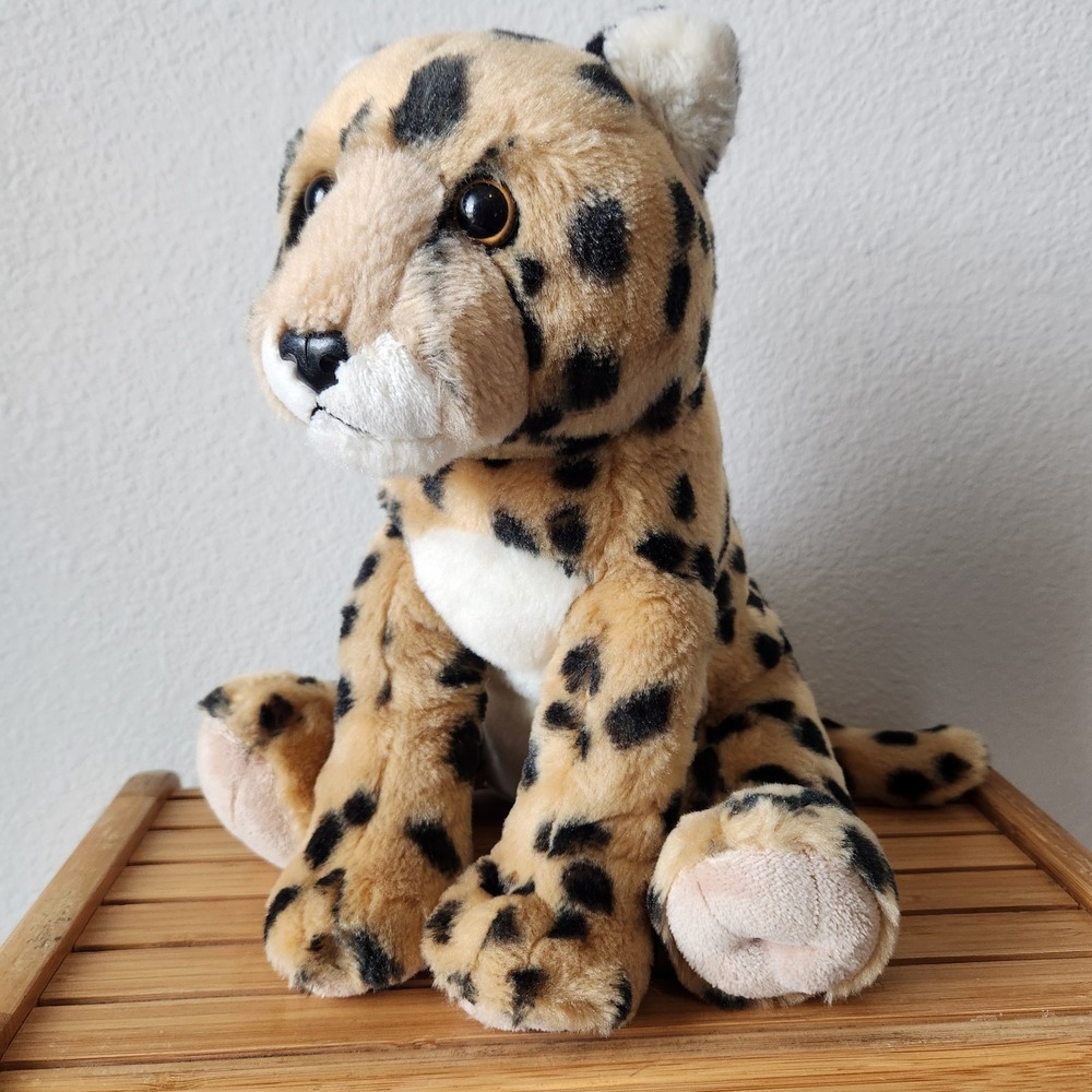 2019 Aurora Destination Nation Sitting Leopard Plush‎ Stuffed Animal 10 in Tall